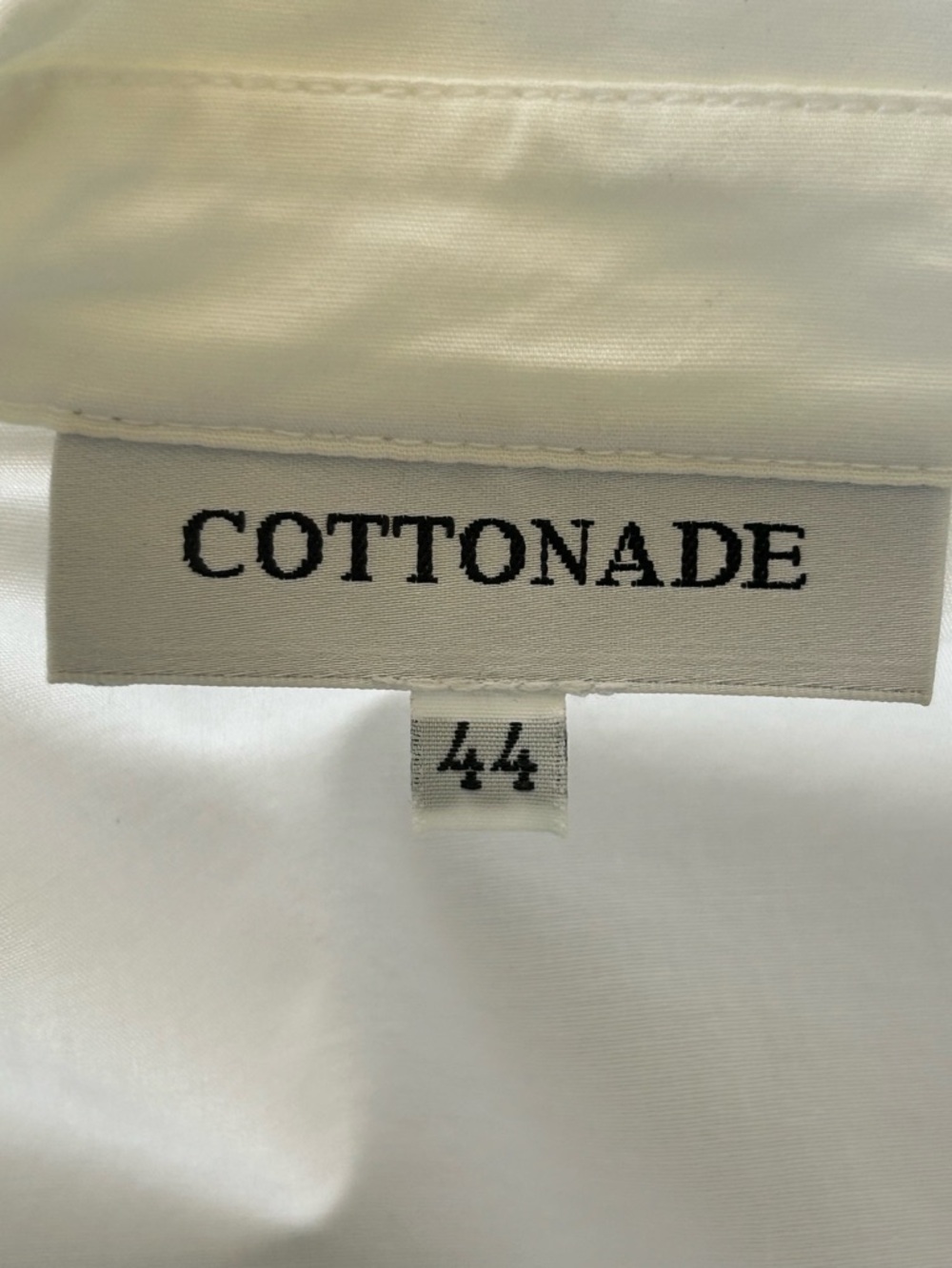 White Ruffle Cascade Button-Front Blouse with 🌺 - Picture 6 of 9
